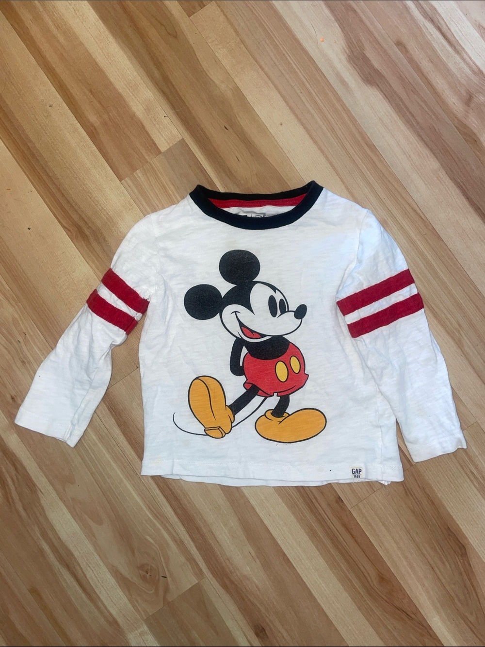 Baby Gap x Disney Mickey Mouse long sleeve shirt size 3T
